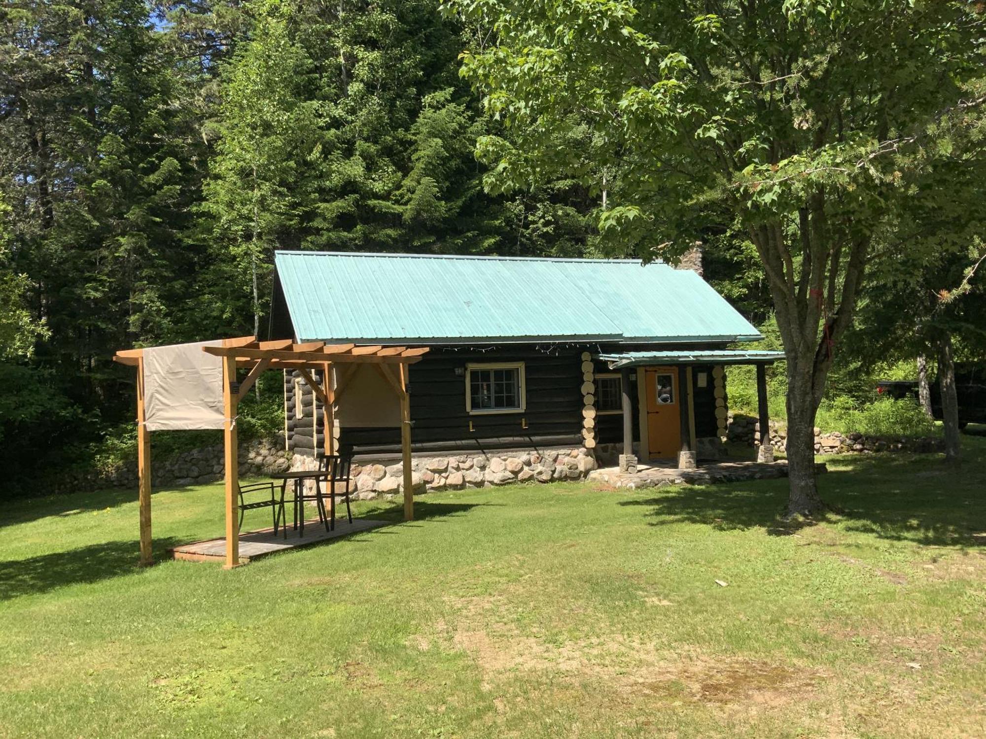 Domaine le Bostonnais - Le Village en Bois Rond La Tuque Chambre photo