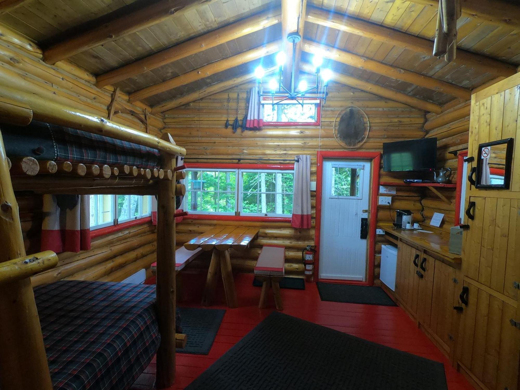 Domaine le Bostonnais - Le Village en Bois Rond La Tuque Chambre photo