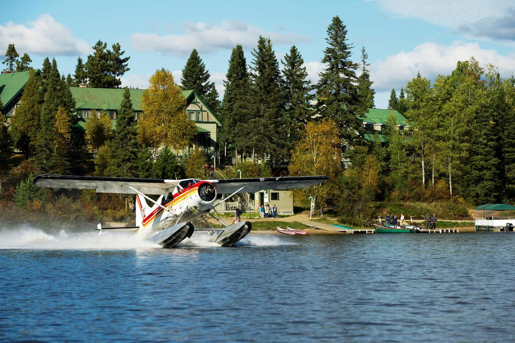 Domaine le Bostonnais - Le Village en Bois Rond La Tuque Extérieur photo